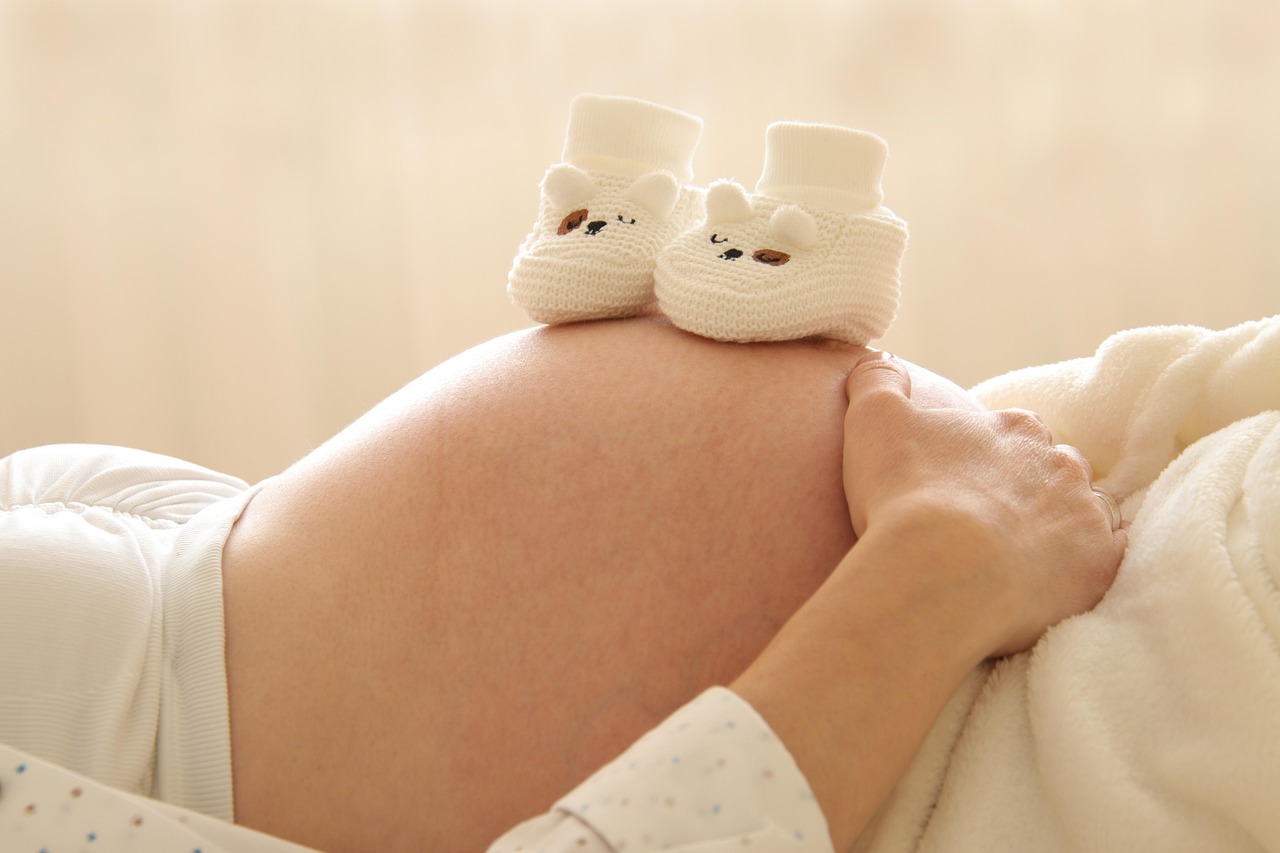 concediu prenatal si postnatal